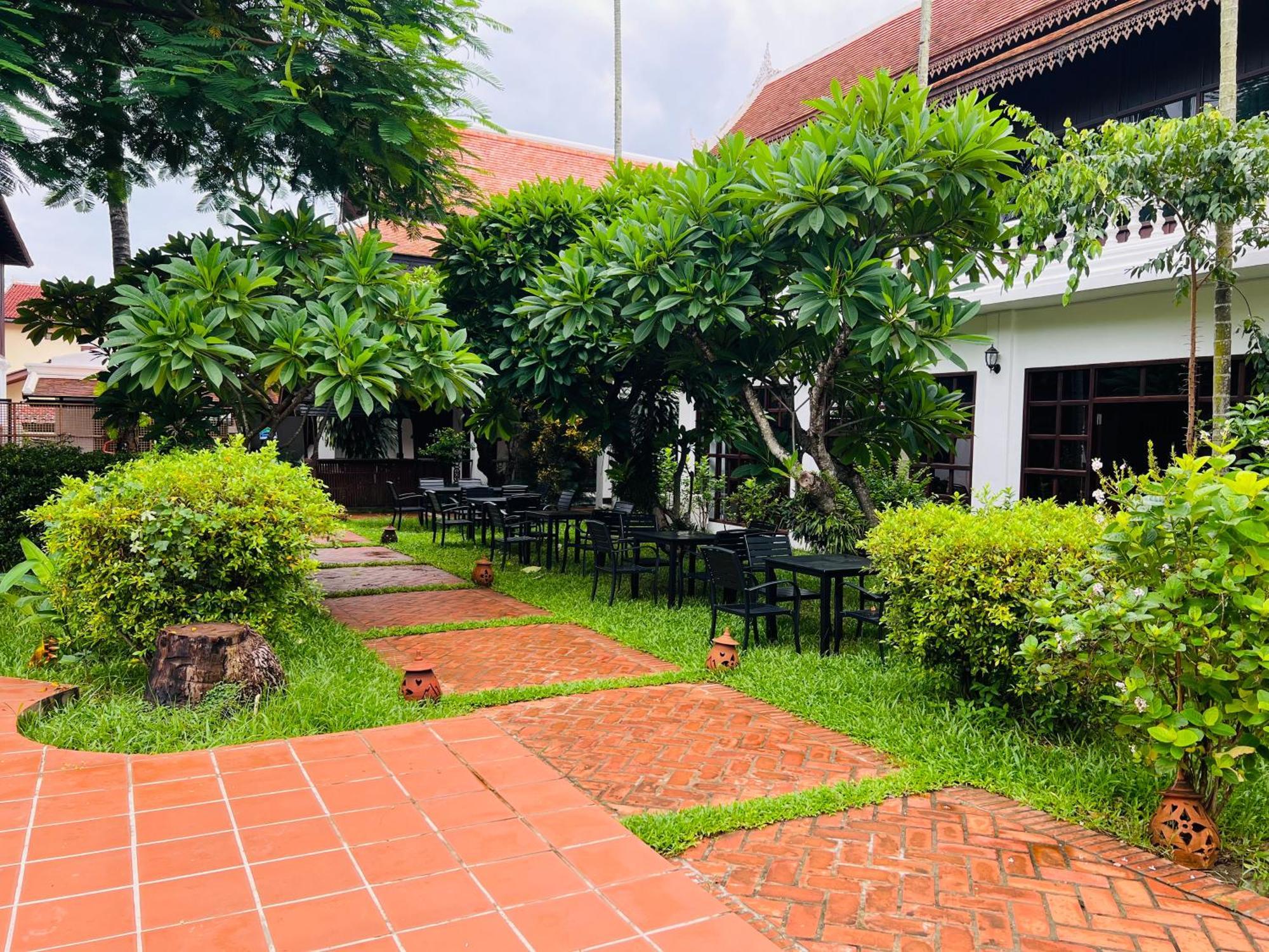 Meuangluang Hotel Luang Prabang Exterior foto